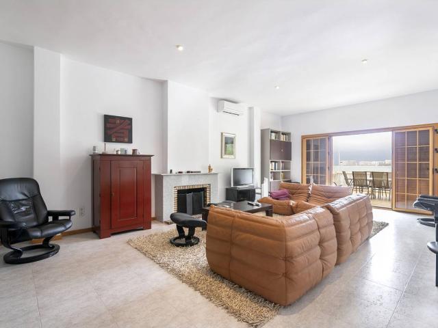 Casa en venta con 349 m2, 5 dormitorios en El Far El Dossel Cullera