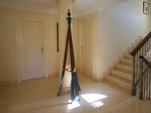 Casa en venta con 360 m2, 5 dormitorios en Las Chapas Marbella Municipio