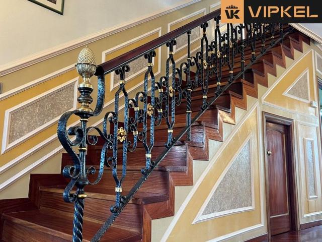Casa en venta con 365 m2, 5 dormitorios en Oza Teo