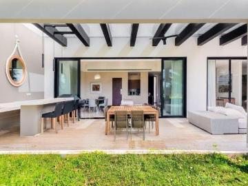 Casa en venta con vista al campo de golf en Amanha, Yucatán Country Club, Mérida