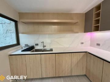 CASA EN VENTA CON ALBERCA EN LOMAS DE MAZATLAN SINALOA