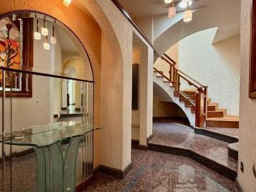 CASA EN VENTA CON ALBERCA EN PEDREGAL DE QUERETARO