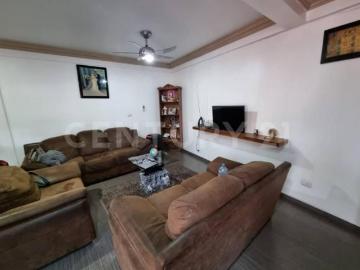 CASA EN VENTA CON DEPTO INDEPENDIENTE, IZTAPALAPA