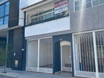 CASA EN VENTA CON EXCELENTE UBICACIÓN A UNAS CUADRAS DE ÁVILA CAMACHO