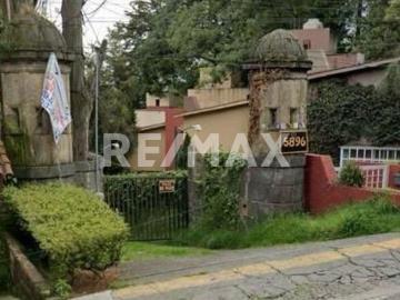 Casa en Venta con gran Bosque Privado en Desierto de los Leones Lomas de los Cedros 605221