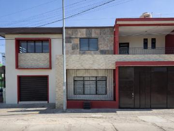 Casa en venta con locales comerciales en Colonia Ol?mpica