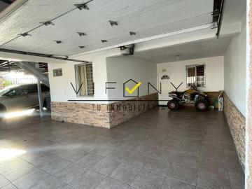 CASA EN VENTA con locales comerciales y en esquina Col Nacionalista Mexicali