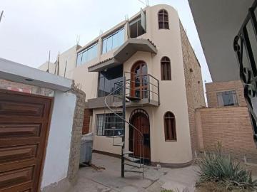 CASA EN VENTA CON MINIDEPARTAMENTO INCLUIDO, EN PISO 3 CARABAYLLO