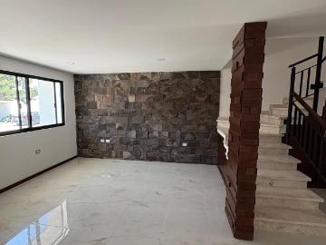 Casa en Venta con Roof Garden en La Antigua Cementera