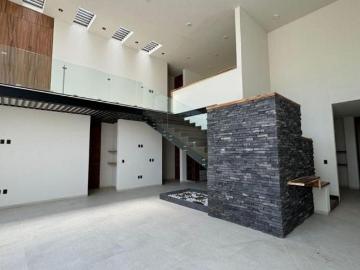 Casa en Venta condominio al Norte de Aguascalientes en Fraccionamiento Residencial Altaria