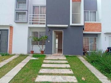 CASA EN VENTA PARQUES DE TESISTAN