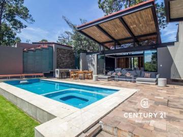 CASA EN VENTA CONDOMINIO EN AVÁNDARO, VALLE DE BRAVO