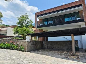 CASA EN VENTA CONDOMINIO LOS ARRAYANES, JOCOTEPEC