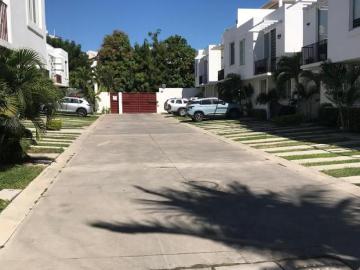 Casa en Venta Condominio Villas La Ribera 2