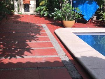 Casa en Venta Costa Azul Acapulco – 3 Recámaras, Alberca y Jardín
