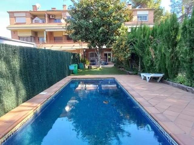 Casa en venta Corbera de Llobregat