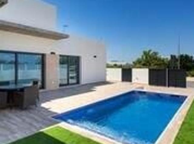Casa en venta Daya Nueva