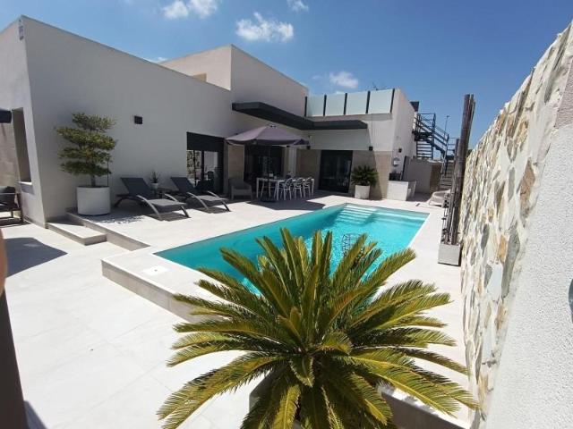 Casa en venta Daya Nueva