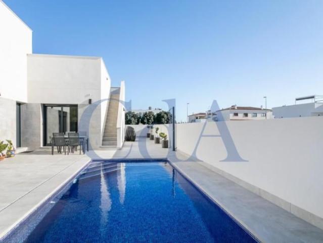 Casa en venta Daya Nueva