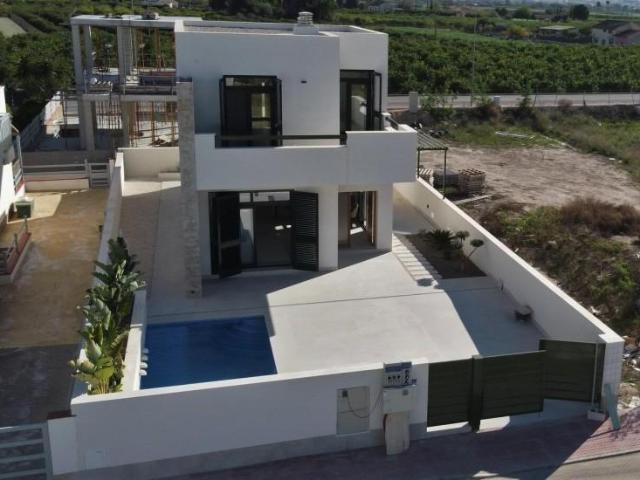 Casa en venta Daya Nueva