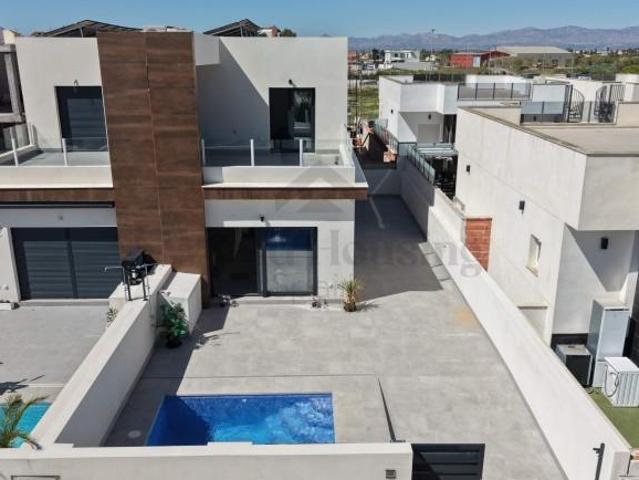 Casa en venta Daya Nueva