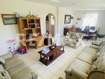 Casa en venta de amplio terreno salida a México 4