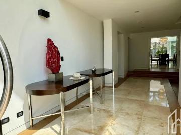 Casa en Venta de Diseador La Estancia La Molina