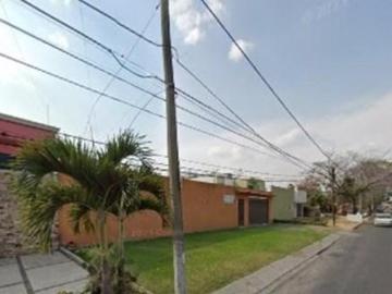 Casa en Venta de un nivel en Pedregal de Las Fuentes, Jiutepec, Morelos