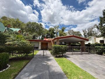 Casa en Venta de Una Planta con Alberca en Fraccionamiento Moratilla, Puebla