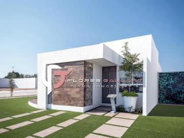 Casa en Venta de una planta en Fracc. Castelo San Francisco al Norte de la Ciudad de Aguascalientes Modelo Bardi