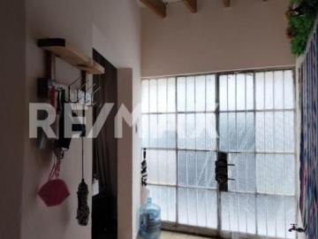 Casa en Venta de una Planta en Zona Centro, 4