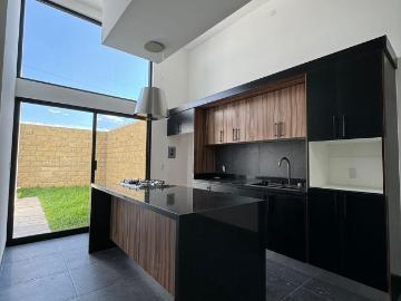 Casa En Venta De Una Planta El Cielo León Guanajuato