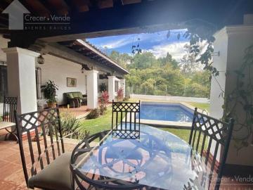 CASA EN VENTA DE 1 NIVEL CON VIGILANCIA EN BUENAVISTA JUNTO A RANCHO CORTÉS