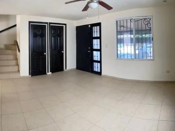 Casa en Venta equipada de 2 Niveles en Misión Anáhuac 2do Sector, Escobedo