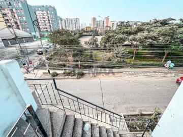CASA EN VENTA DE 2 PISOS MAS AZOTEA FRENTE A PARQUE Y AL MALL DE COMAS
