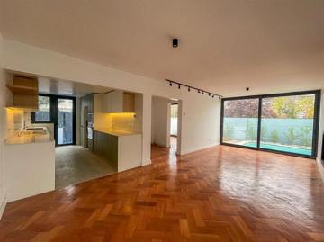 Casa en venta de 3 dorm. sector estadio español
