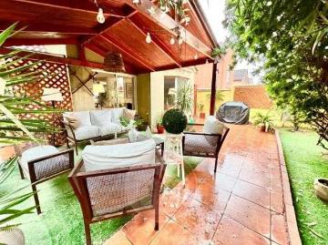 Casa en venta de 3 pisos 4D 3B Microbarrio Valle lo Campino