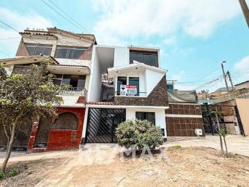Casa En Venta De 3 Pisos En Ventanilla