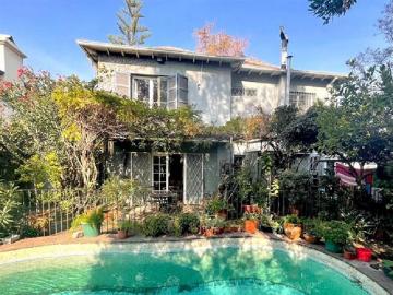 Casa en venta de 4 dorm. en providencia