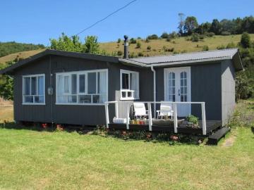 Casa En Venta De 4 Dorm. En Puqueldón, Chiloé | 4 Dormitorios por 3100.00 en Puqueldón
