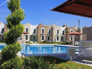 Casa En Venta De 4 Recámaras En Privada Con Alberca