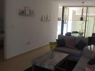 Casa en venta de 4 Recamaras una en Planta baja al Norte de Aguascalientes a minutos de CC Altaria