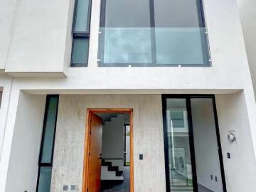 Casa en venta dentro de coto en Valdepeñas, Zapopan, Jalisco