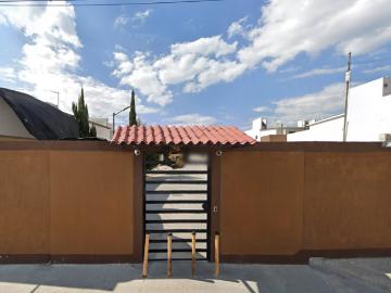 CASA EN VENTA DENTRO DE FRACCIONAMIENTO EN HIDALGO