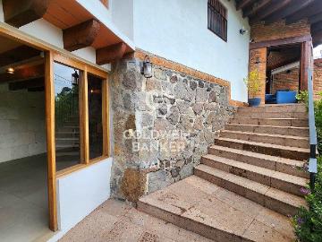 Casa en venta dentro del Club de Golf Av?ndaro