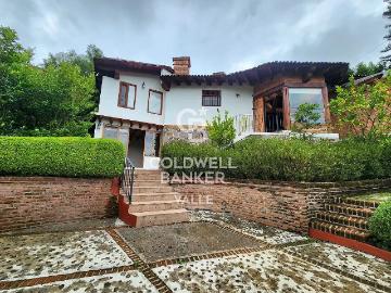 Casa en venta dentro del Club de Golf Avándaro