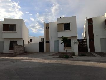 CASA EN VENTA EXCELENTE UBICACIÓN !
