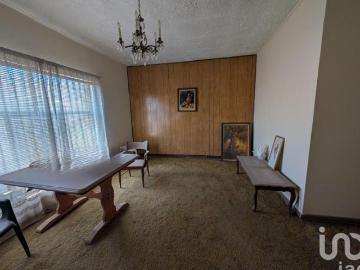 CASA EN VENTA A UNOS PASOS DE AV. LOPEZ MATEOS CERCA DE LA UACJ CD. JUAREZ