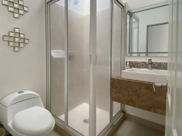 CASA EN VENTA EL ROBLE FRENTE A NUEVO VALLARTA, onamiento Costa Coral