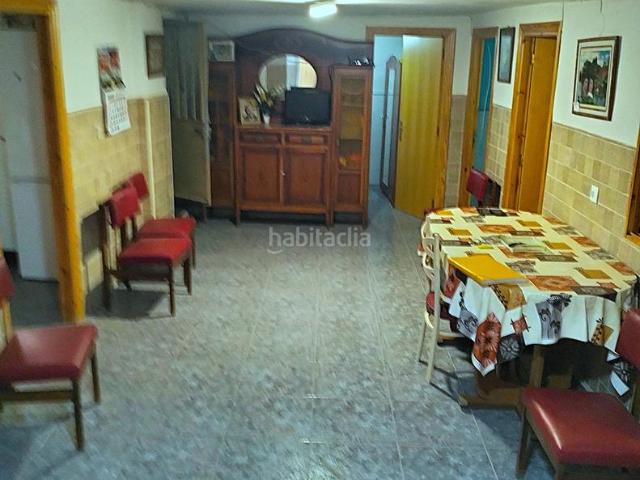 Casa en venta en Munera. Casa al lado del Estanco. Casas.